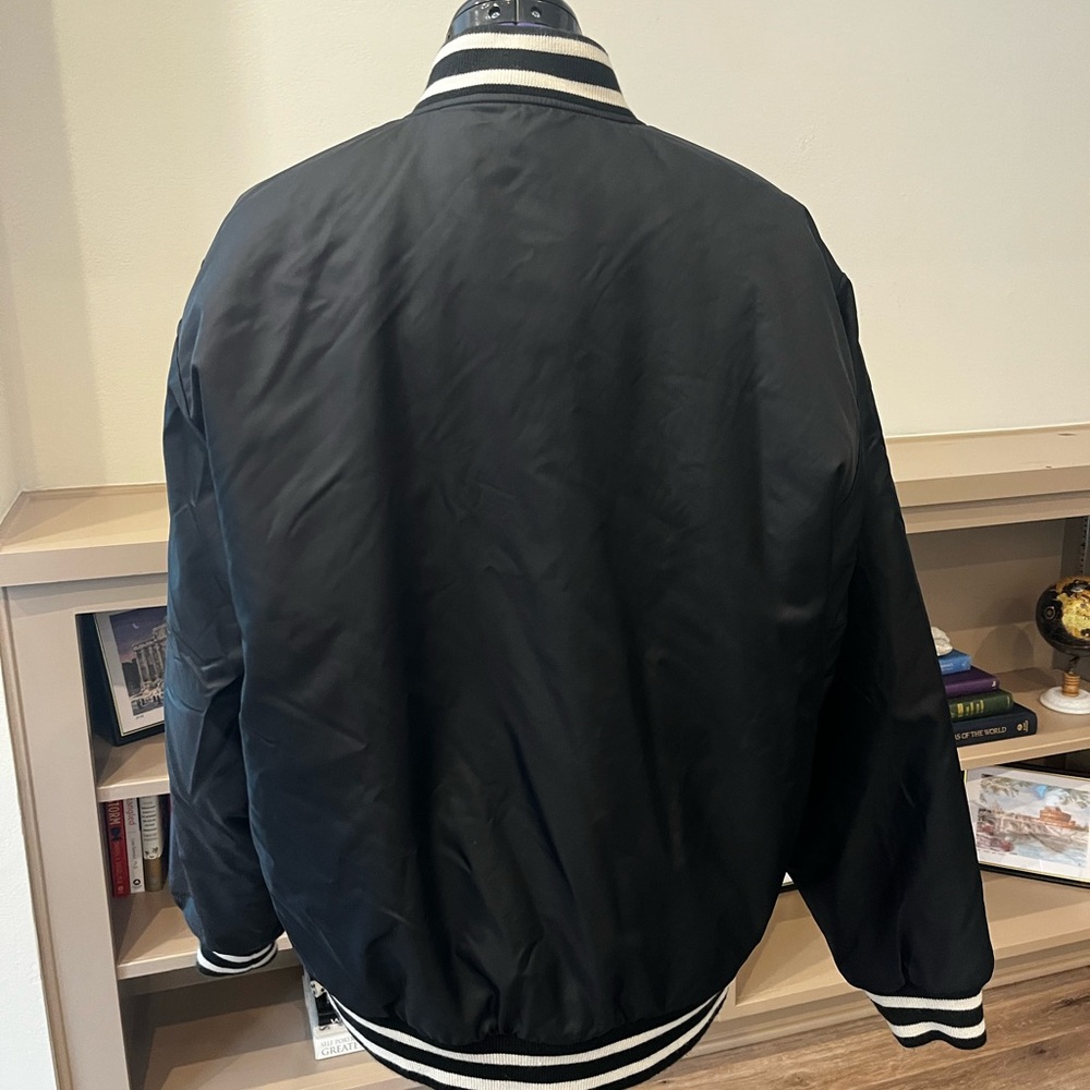 Aritzia TNA Womens Medium Bomber Stadium Jacket Black Satin Varsity Y2K - Picture 5 of 10